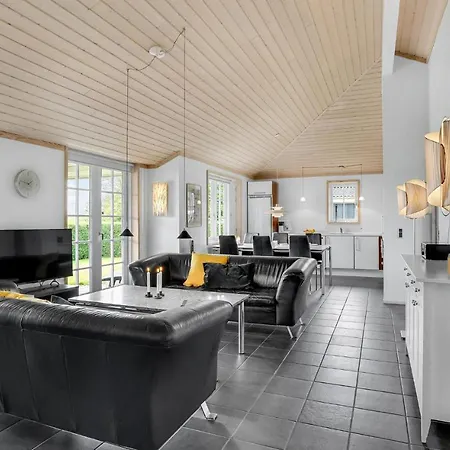 Havbakken Iv * 하데르슬레우