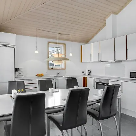 Havbakken Iv Holiday home *