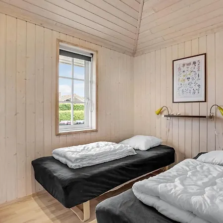Holiday home Havbakken Iv